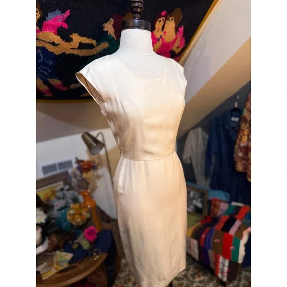 Christy Rilling Studio Cream Silk Wrap Back Sheath Dress Ivory Cap Sleeve - Picture 2 of 9